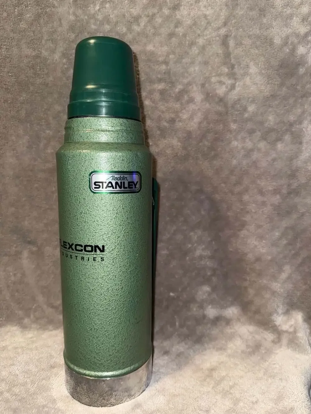 Vintage Aladdin Stanley A-944DH Quart Vacuum Thermos Bottle Flexcon Industries